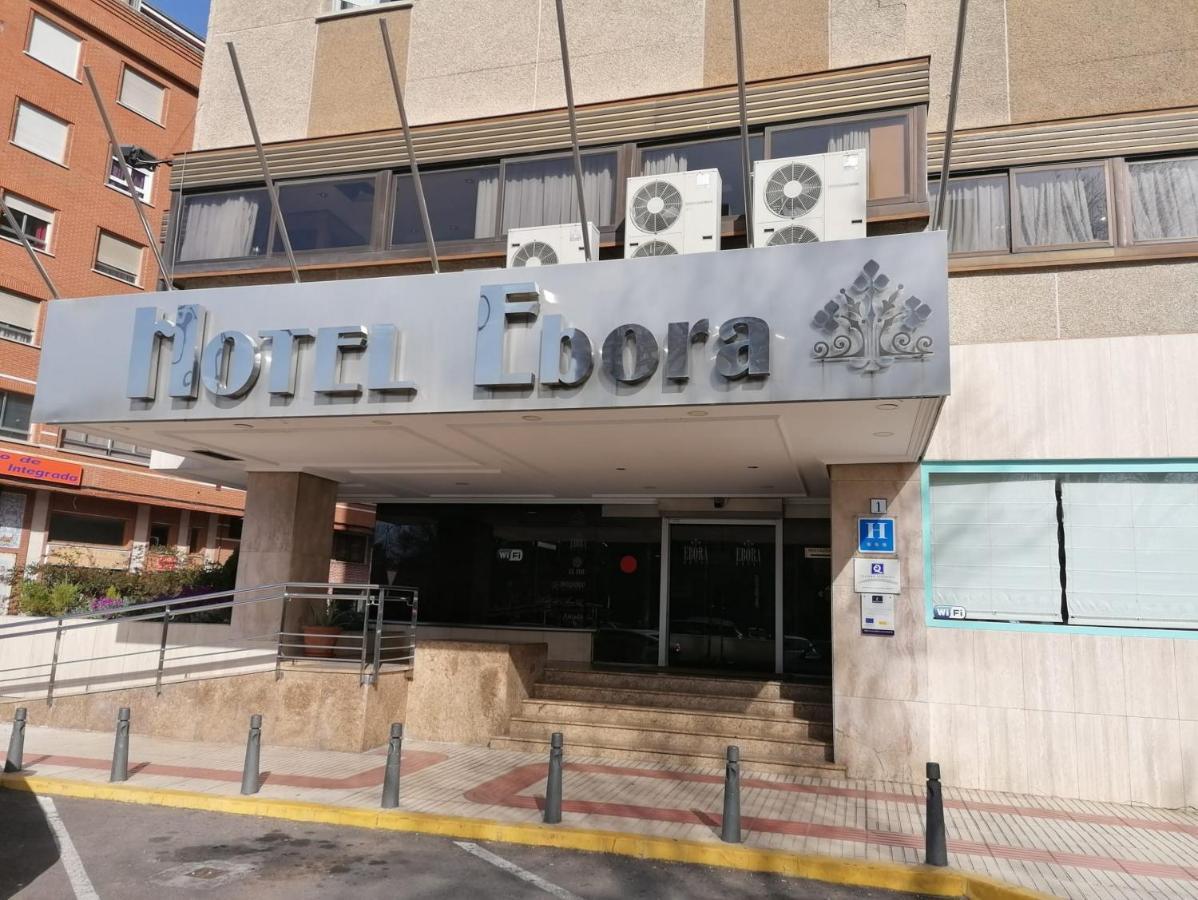 Hotel Ebora By Vivere Stays تالافيرا دي لا رينا المظهر الخارجي الصورة